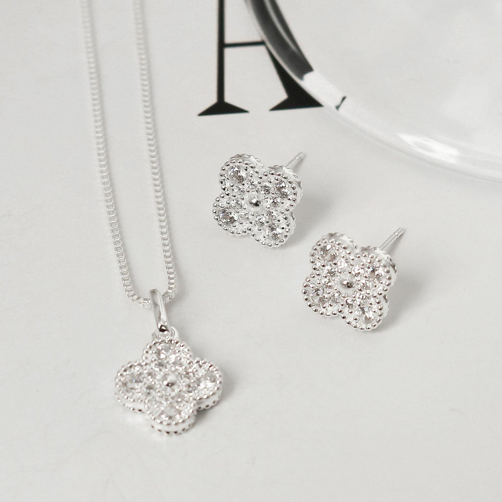 Clovera Jewelry Set - Silver