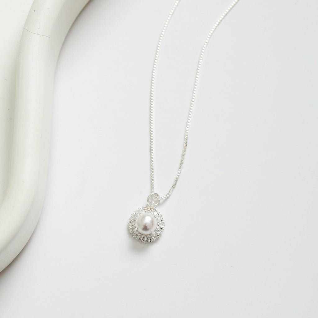 Isabella Pearl Set