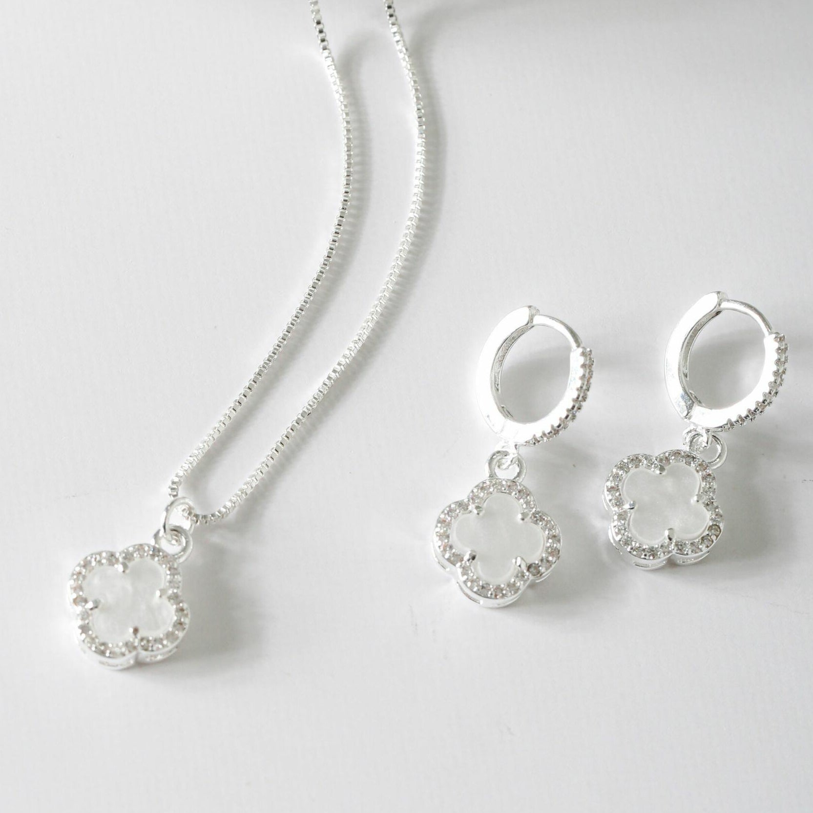 Alba Clover Jewelry Set