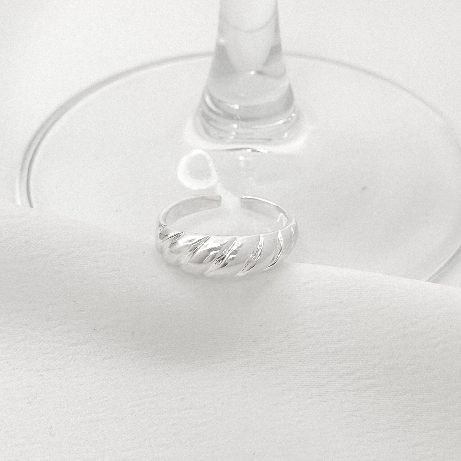 Croissant Silver Ring