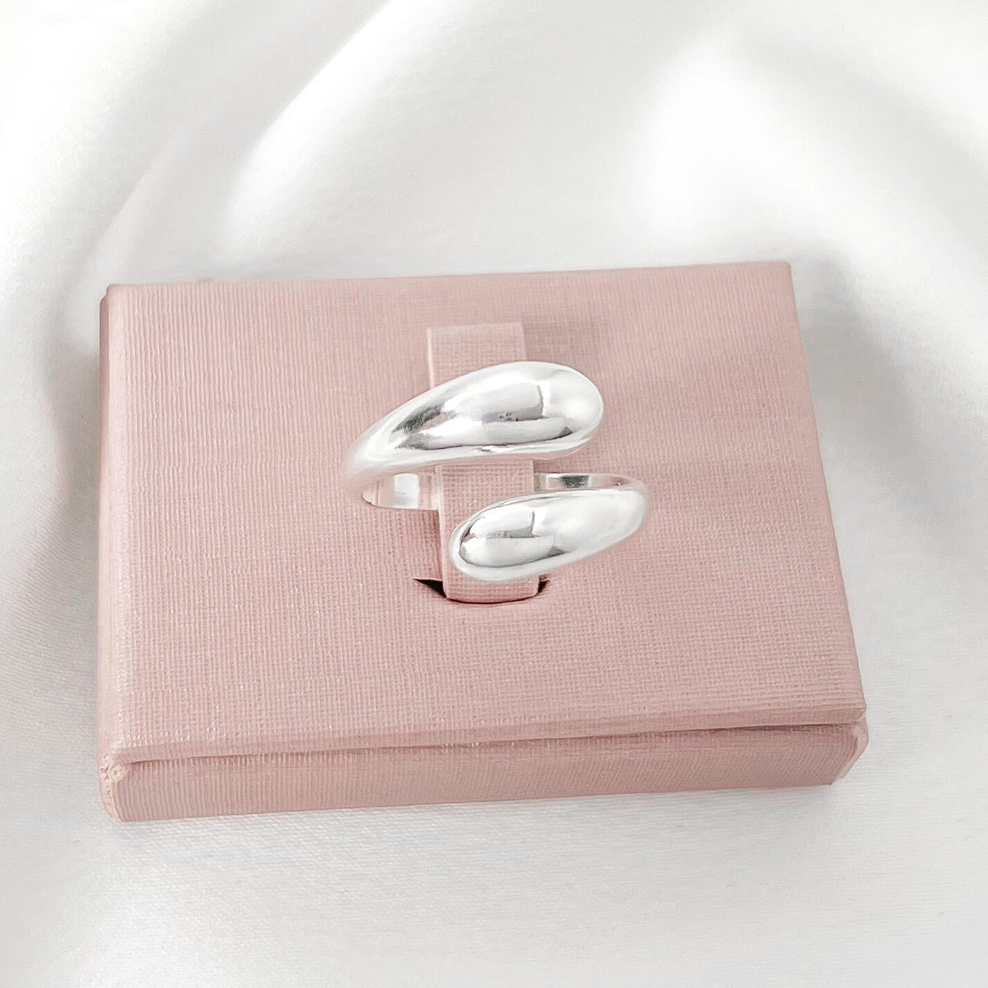 Naya Adjustable Ring