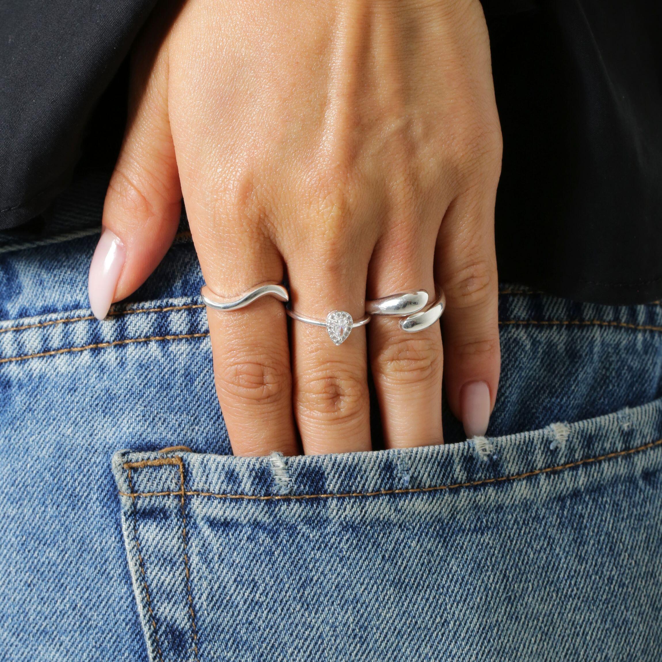 Naya Adjustable Ring